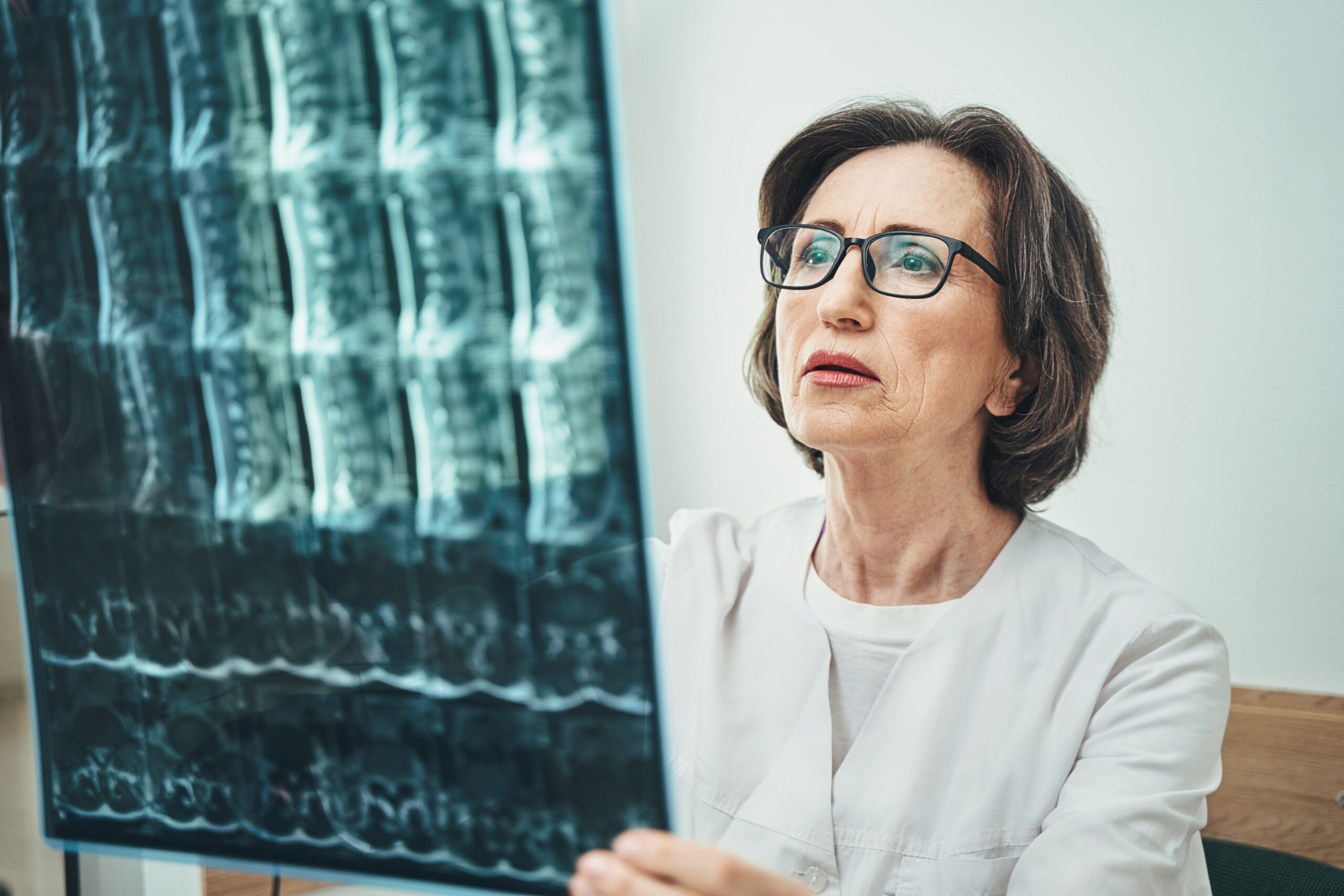 Chiropractor Ken Frederick Explains Why He ALWAYS Takes X-rays Before Treatment